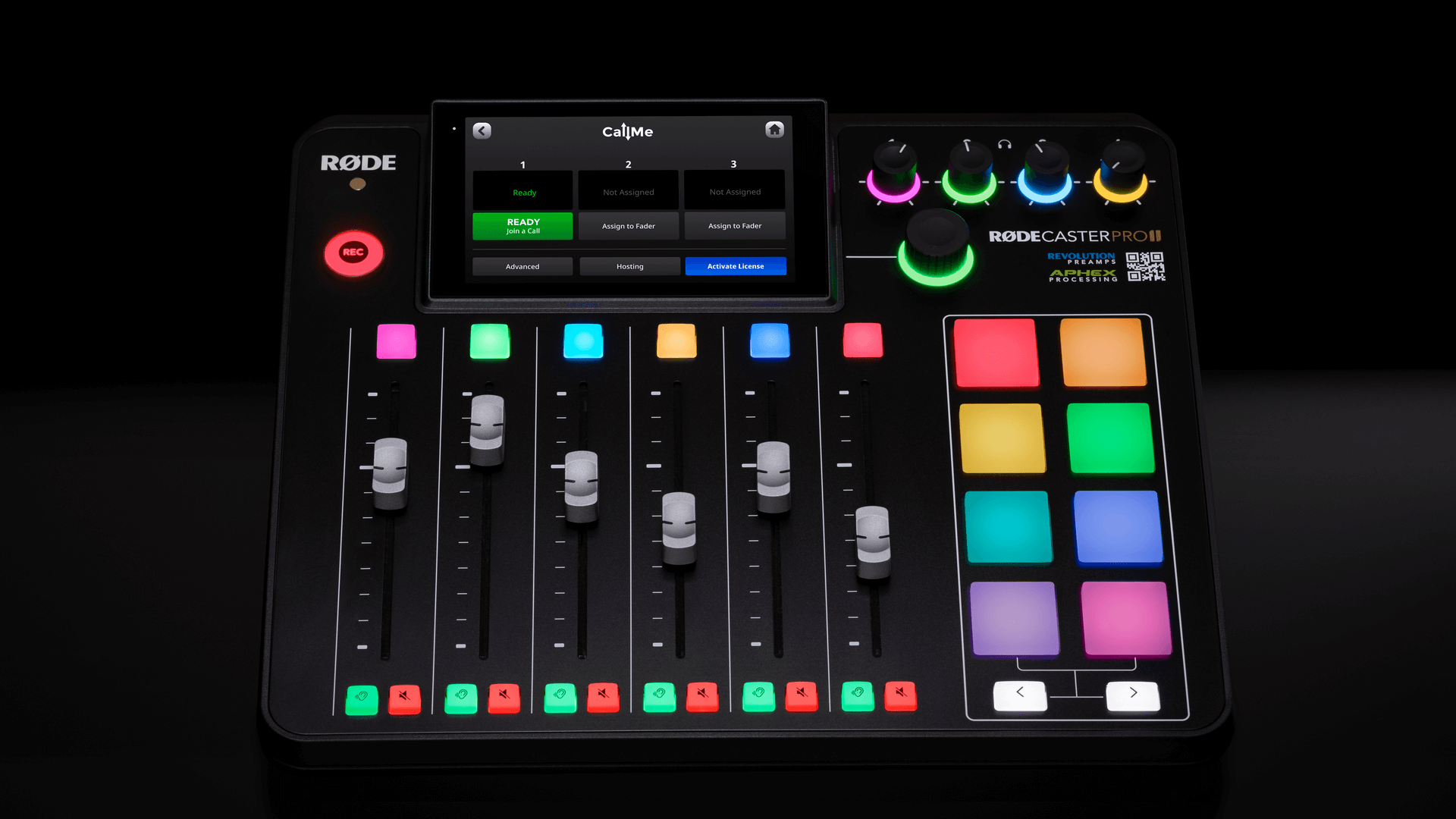 rode-sip-rode-rodecaster-pro-II-on-black-pads-1-8192x5464-rgb-1920x1080-18cfd9f.png