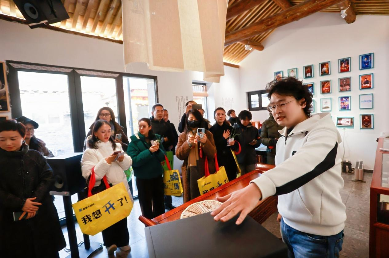 251202_015532_1358.png Picture2.png