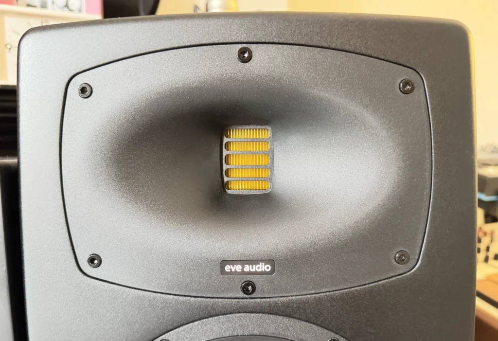 260415_021556_1118.jpg Screenshot-2026-03-29-at-13.47.52-1024x701.jpg